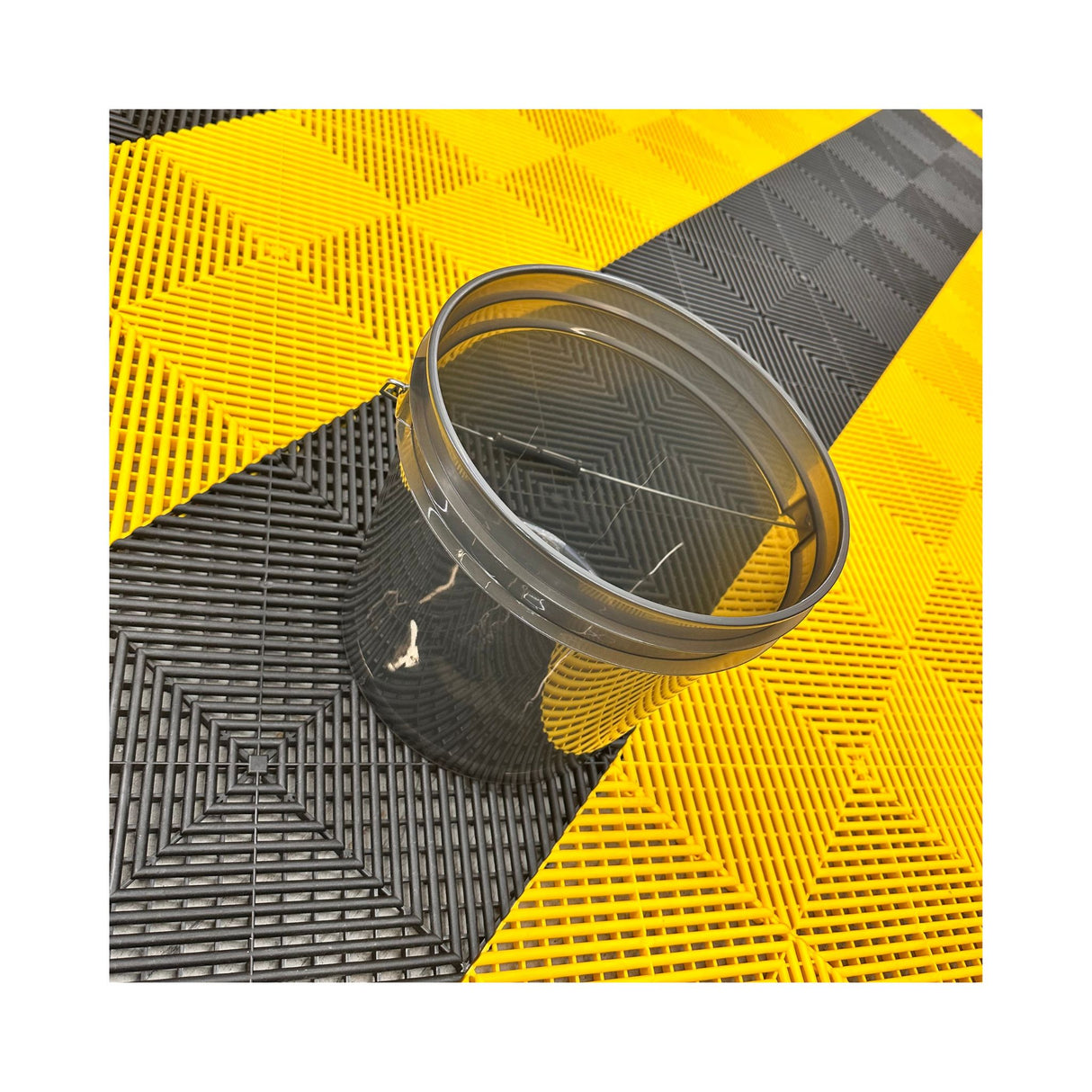 Transparent Black Washing Bucket